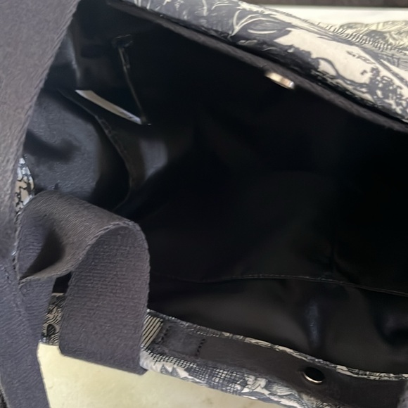 🍋💙 NWT Lululemon Boxy Tote Bag 10L Print Sketch Toile Turtledove Navy/Obsidian - Picture 16 of 16